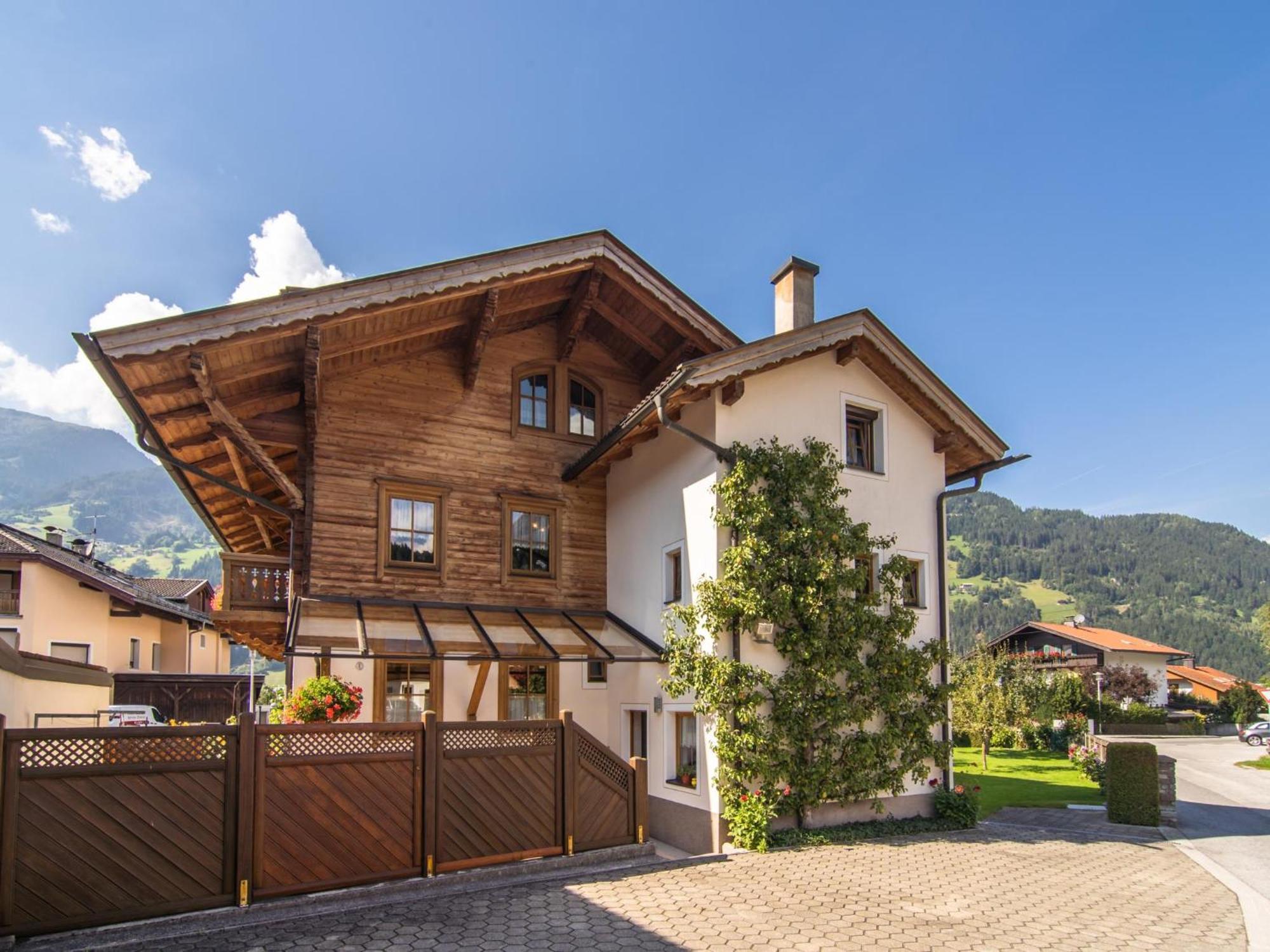 Апартаменти Haus Stock Целль-ам-Ціллер Екстер'єр фото